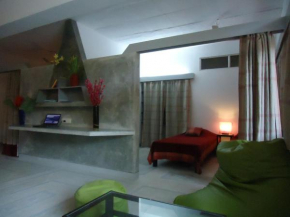 Отель Auromode Apartments Auroville  Боммайяпалайям